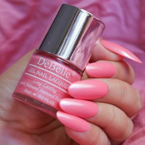 The charming pink at your nail tips with DeBelle gel nail color Miss Bliss. Shop online for this shade enriched with hydrating seaweed  extract at DeBelle Cosmetix online store.