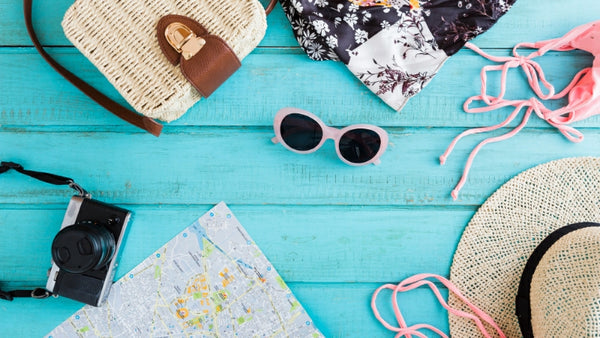 6 Essentials To Carry In Your Beach Vacay Bag - DeBelle Cosmetix Online Store