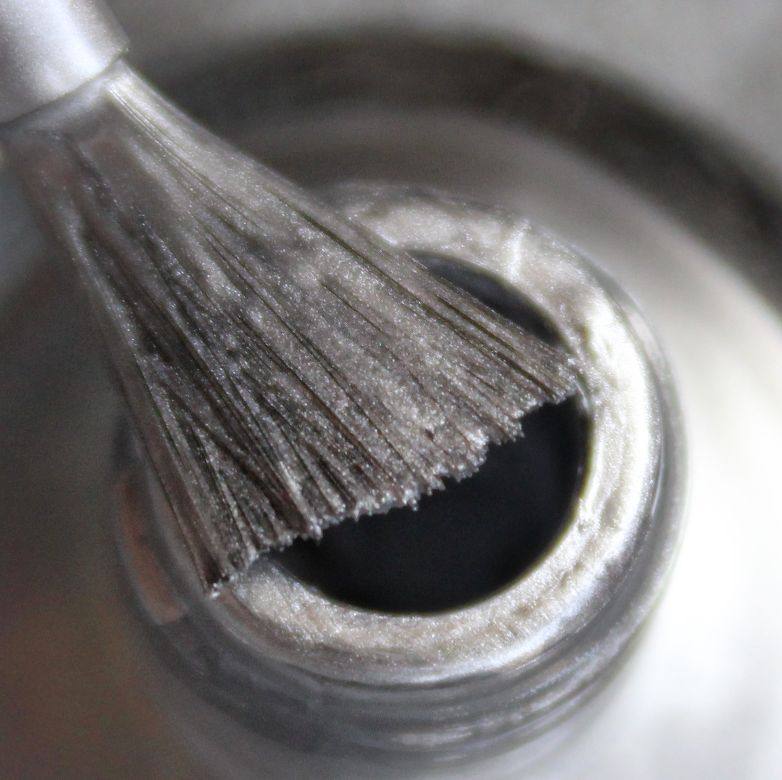 DeBelle Gel Nail Lacquer Chrome Silver - (Metallic Silver Nail Polish) , 8ml