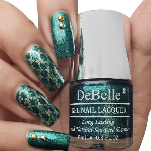 Creative nail art with DeBelle gel nail color Cosmic  Emerald. Available at DeBelle Cosmetix online store. 