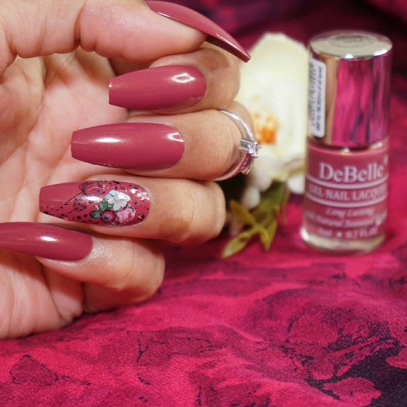 Nail polish for olive skin,Best nail polish for pale skin tones ,Last minute nail polish for events 
