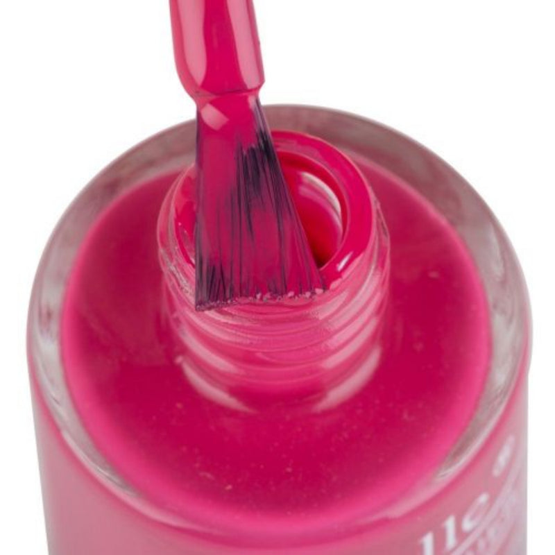 Nail polish that looks good in candle light ,Nail polish gift set for bridesmaids,Happy nail polish colors 