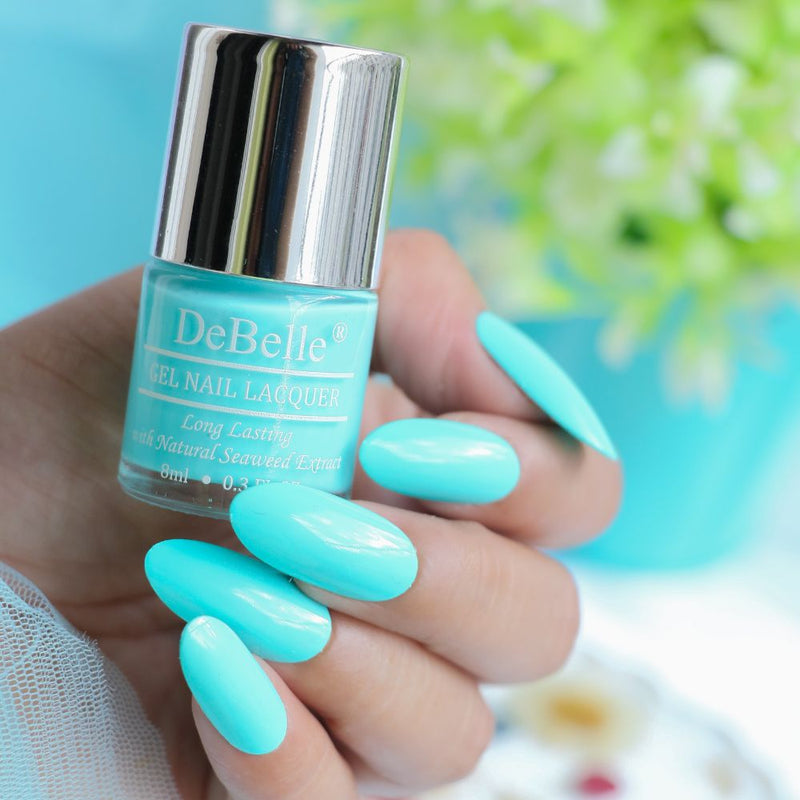 Metallic finishes and dual tone nail polish ,Festive shades to elevate style for any occasion ,Make nails center of attraction
