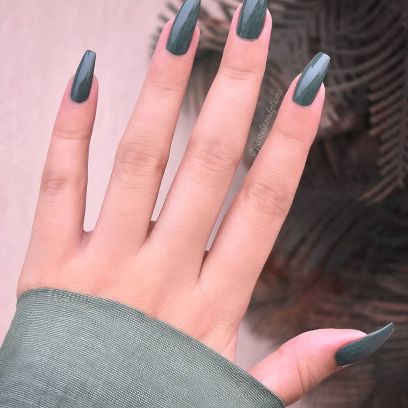  Nail polish for hands in water daily ,Best selling nail polish ,Salon like gel nail polish,High quality nail polish 