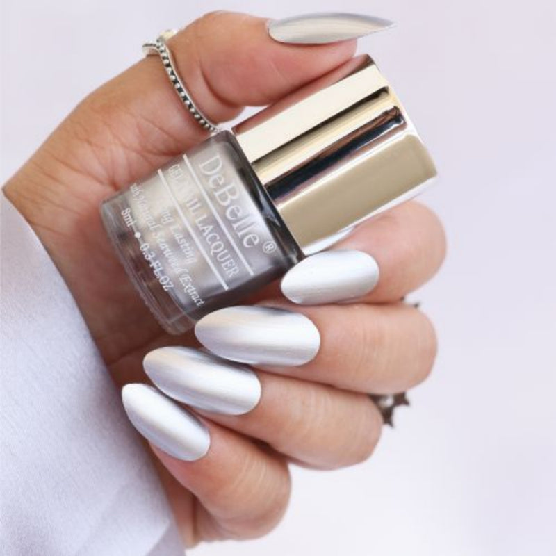 Nail polish that is enriched with hydrating and nourishing seaweed extract,Nail polish with self leveling formula 