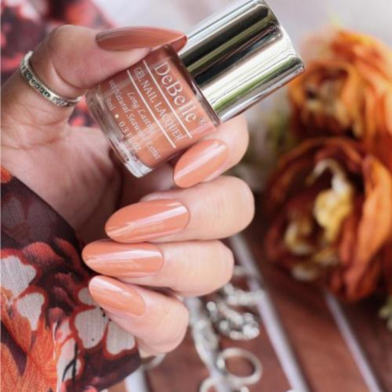 Nail polish for hands in water daily ,Nail polish for rainy days ,Beach vacation nail polish 
