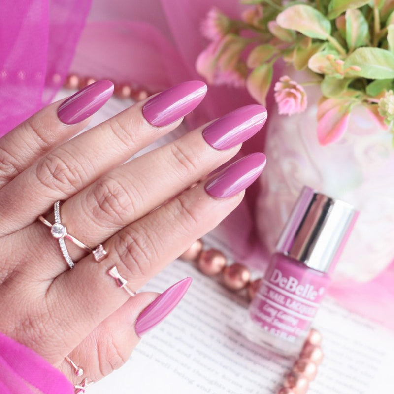 nail polish to match with dark green saree and dress, nail polish that matches with silver rings, nail polish that works in one coat.
