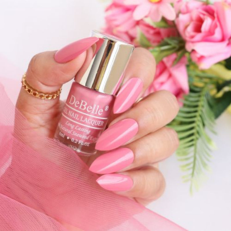 Nail polish that is enriched with hydrating and nourishing seaweed extract,Nail polish that is available in vast range of shade and finishes 