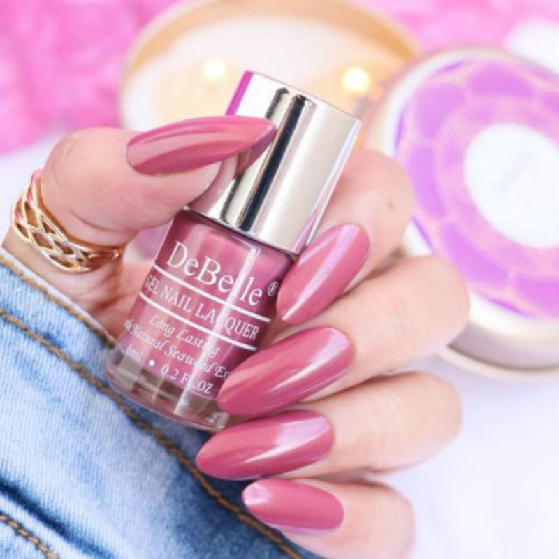Nail polish for hands in water daily,Nail polish for rainy days,Beach vacation nail polish 
