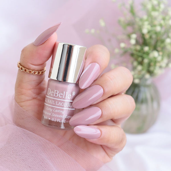 nail polish that is enriched with hydrating and nourishing seaweed extract,perfect nail color to flaunt for any occasion. 