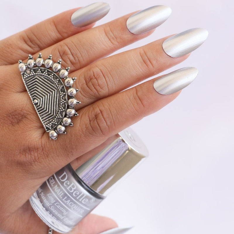 Nail polish to wear on solo trip , Nail polish that matches leather jacket , Nail polish that looks good in candle light 
