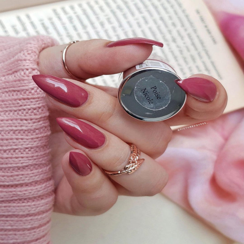 Nail polish that is enriched with hydrating and nourishing seaweed extract,Best quick dry nail polish for busy mom