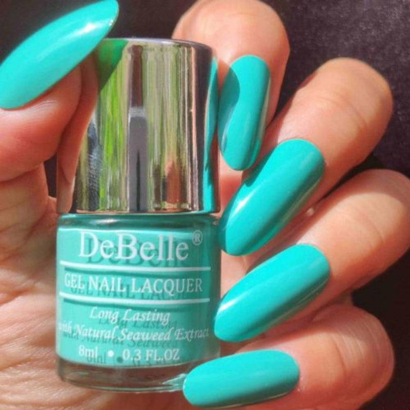 Nail polish for hospital staff ,Nail polish that look good in photos,Beach vacation nail polish 
