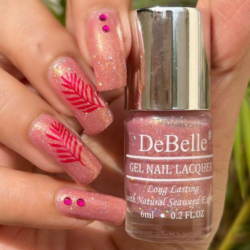nail polish that is enriched with hydrating and nourishing seaweed extract, perfect nail polish color to flaunt for any ocassion.