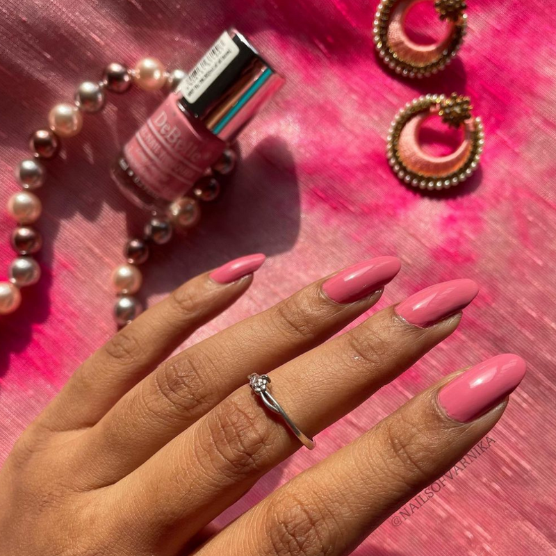 Nail polish for indian weddings,Nail polish that last without base coat ,Travel friendly nail polish kit 
