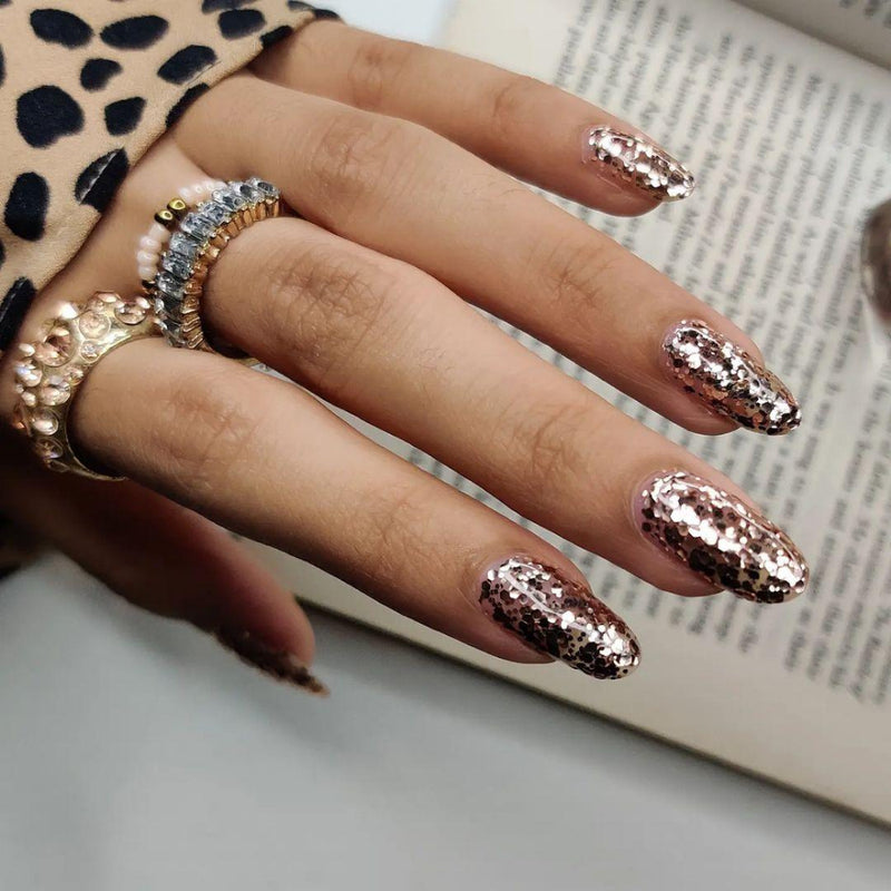 latest trendy nail polish collection fro teenagers, best selling nail polish, nail polish for working women.