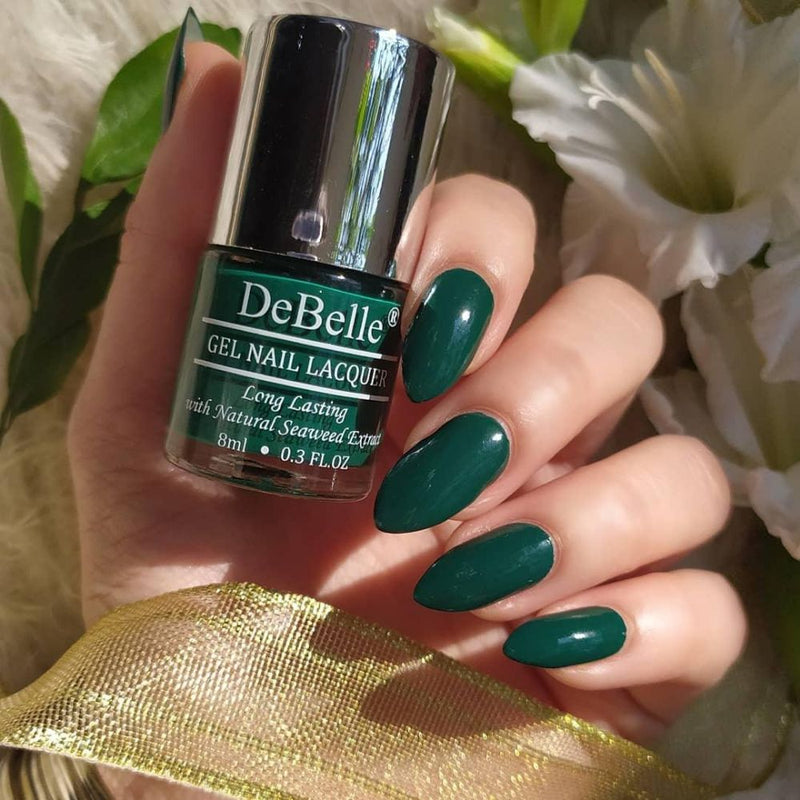 A bright green on your nails with DeBelle gel nail color Hyacinth folio. This vegan ,cruelty free shade is available at DeBelle Cosmetix online store.