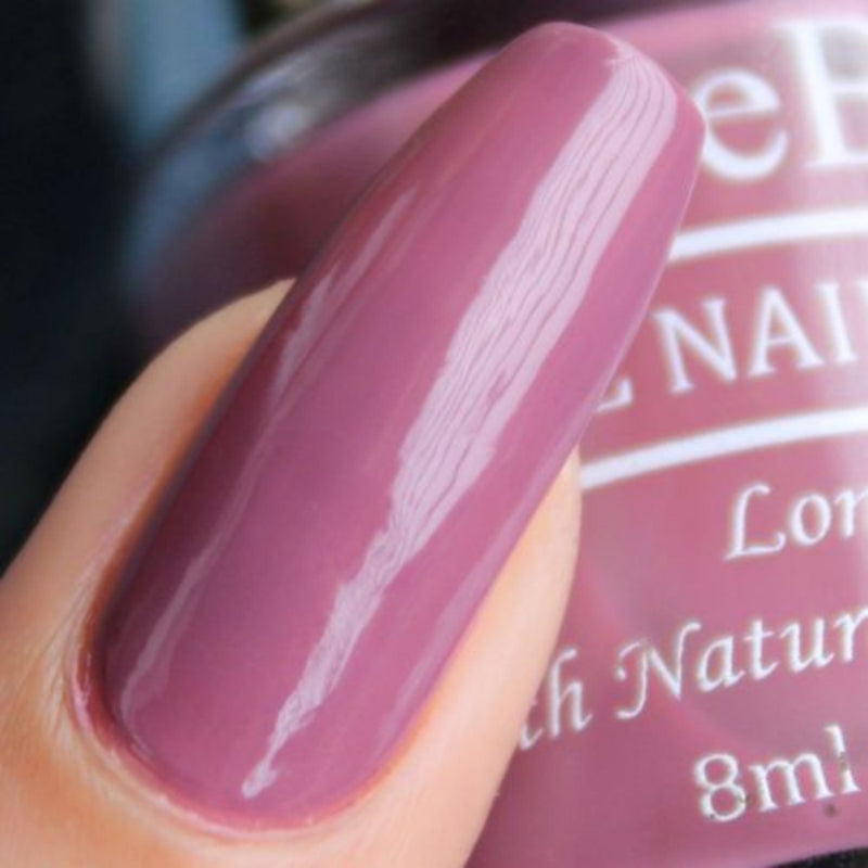 Elegant nails with  DeBelle gel nail color Laura aura. shop online at Debelle cosmetix online store.