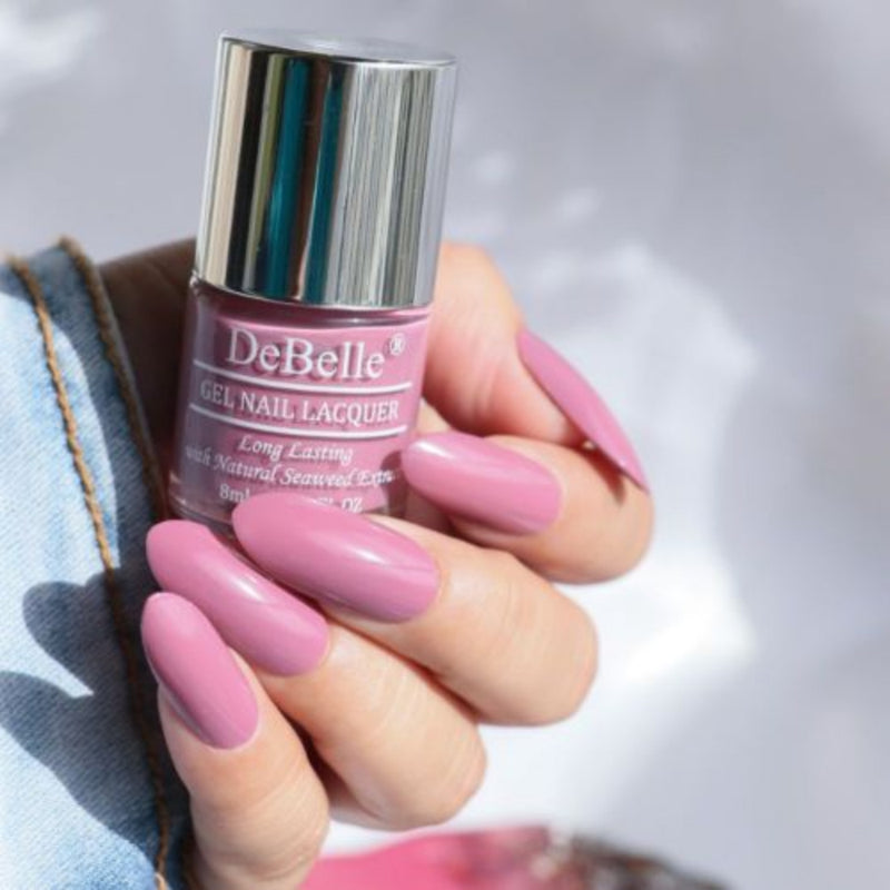 The mauve look with DeBelle gel  nail color Laura Aura. Shop online at DeBelle Cosmetix online store.