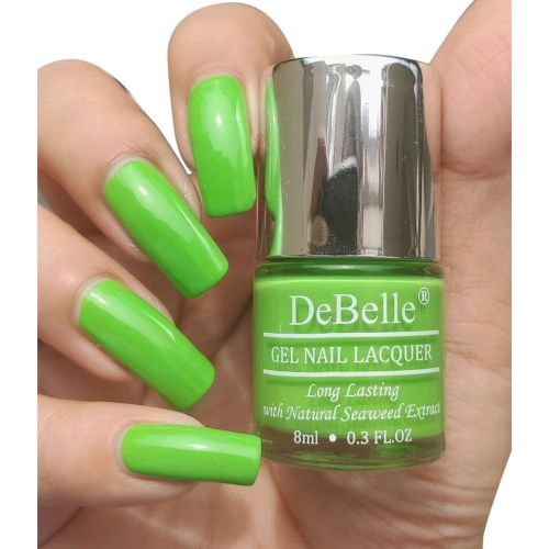 Parrot green at your nail tips with DeBelle gel nail color Matcha COOkie. Available at DeBelle Cosmetix online store.