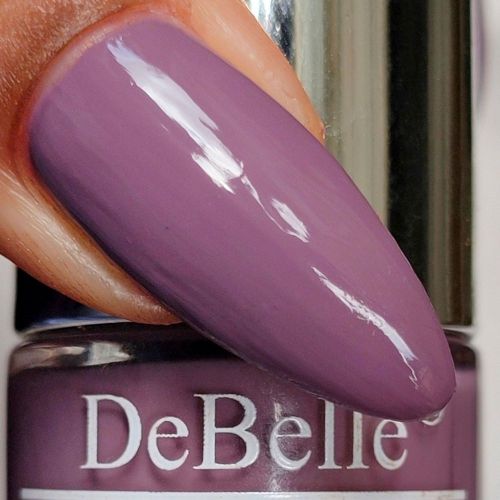 Alluring nails with DeBelle gel nail color Mauve Orchid.