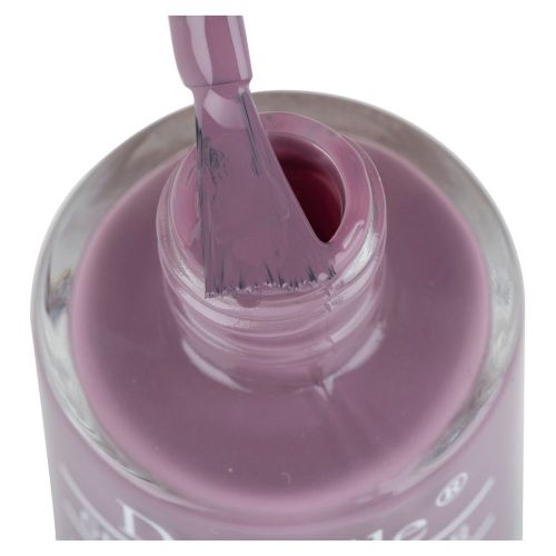 The look of elegance at your nail tips with DeBelle gel nail color Mauve Orchid