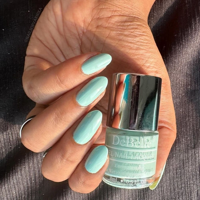 Festive shades to elevate style for any occasion , Make nails center of attraction, Latest trendy collection with both subtle and glossy finish 
