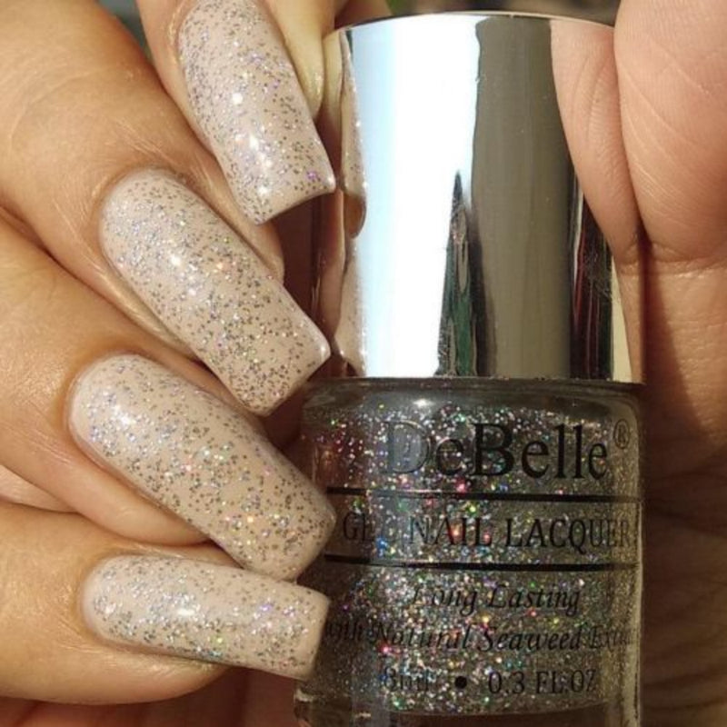 DeBelle Gel Nail Lacquers Glamorous Garnet & Shimmer Top Coat
