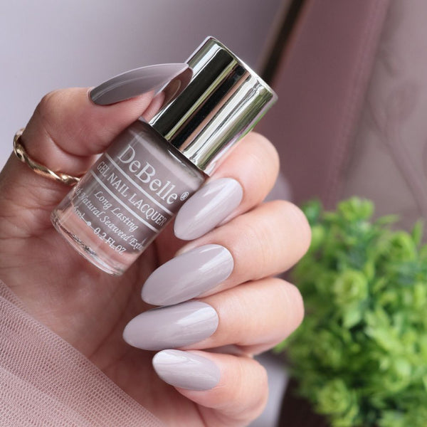 Nail polish that has high color payoff,Prefect nail color to flaunt for any occasion,Nail polish that prevent nails from turning yellow
