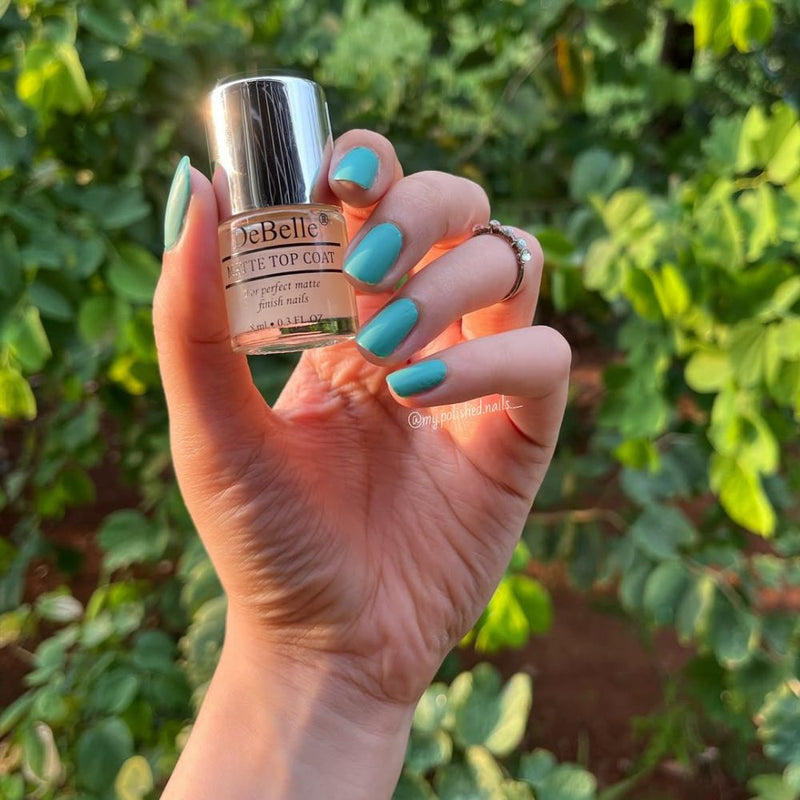 DeBelle Gel Nail Lacquer Apricot Brulee & Matte Top Coat Combo