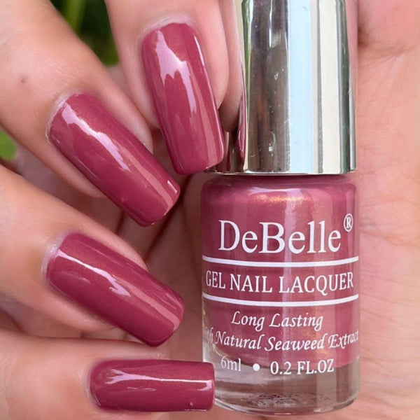 DeBelle Gel Nail Lacquer Poise Nicole (Shimmer Dark Mauve Nail Polish), 6 ml