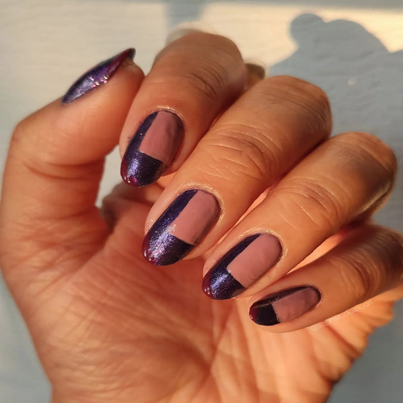 DeBelle Gel Nail Lacquer Delightful Daphne (Duo Holo Purple Glitter Nail Polish), 6 ml