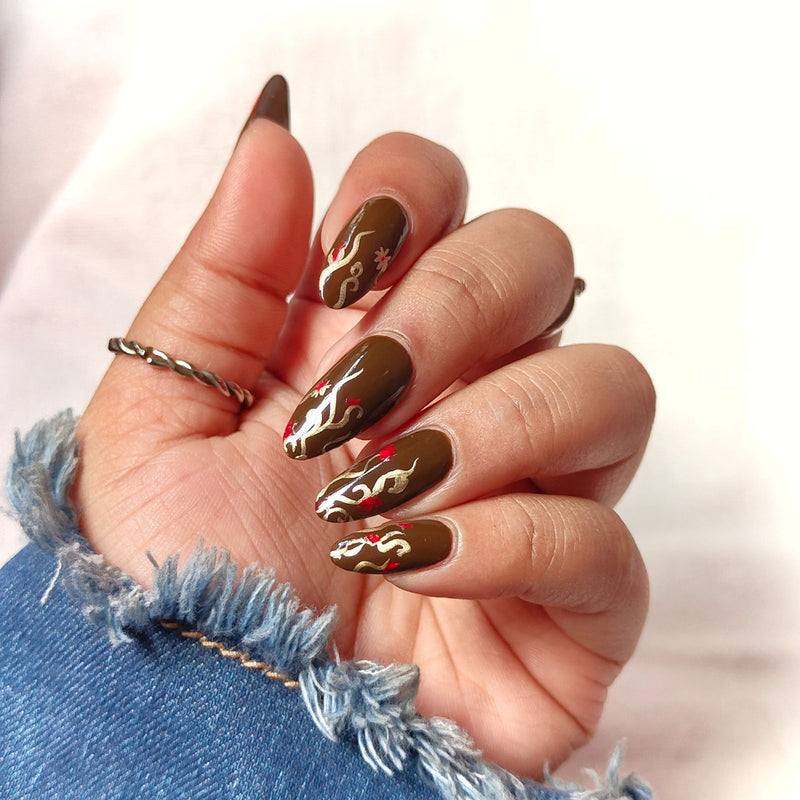 Nail polish for nail art , Nail polish to match gold jewelry, Nail polish that matches hand bag
