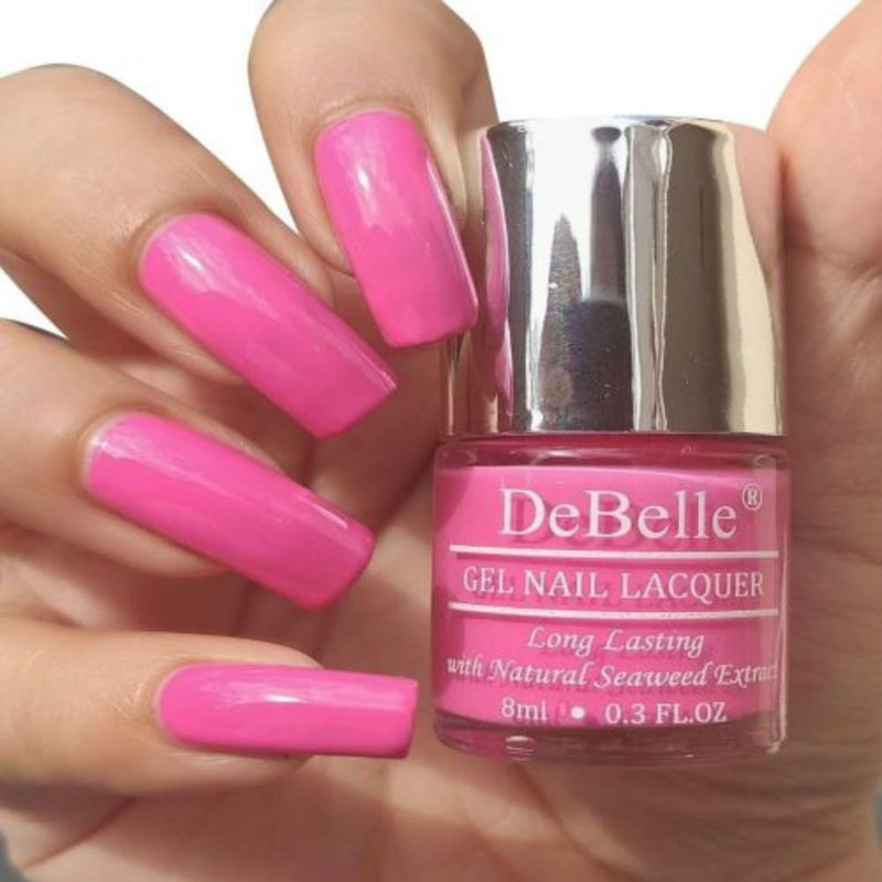 DeBelle Gel Nail Lacquer Strawberry Souffle (Bubblegum Pink), 8ml