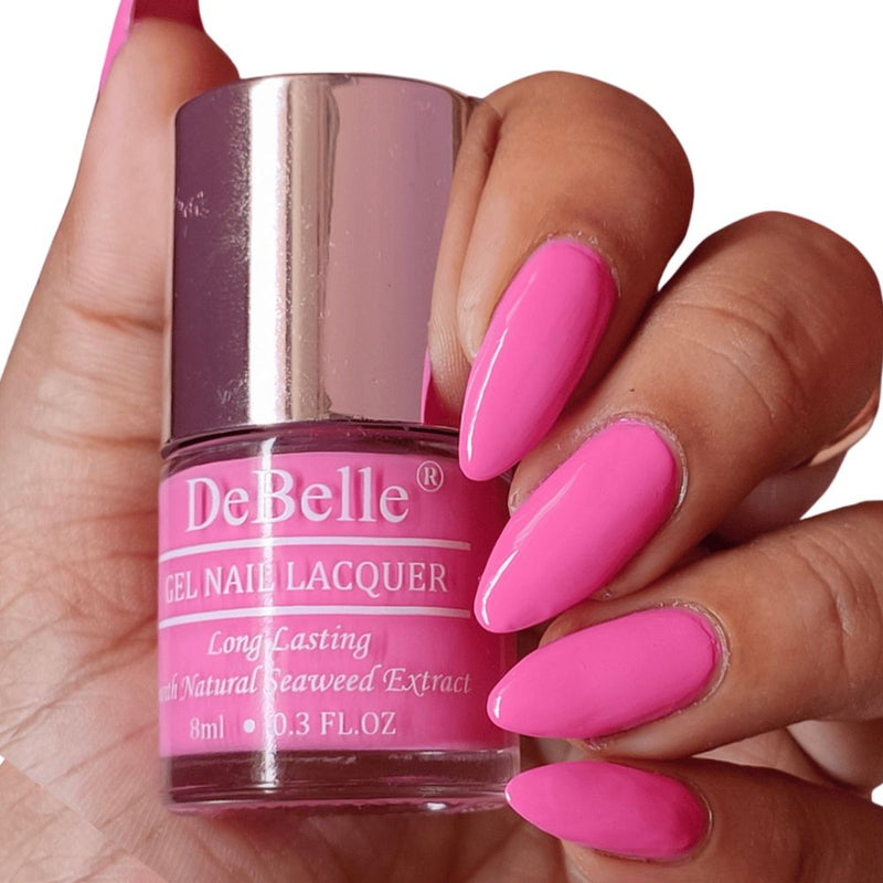 DeBelle Gel Nail Lacquer Strawberry Souffle (Bubblegum Pink), 8ml