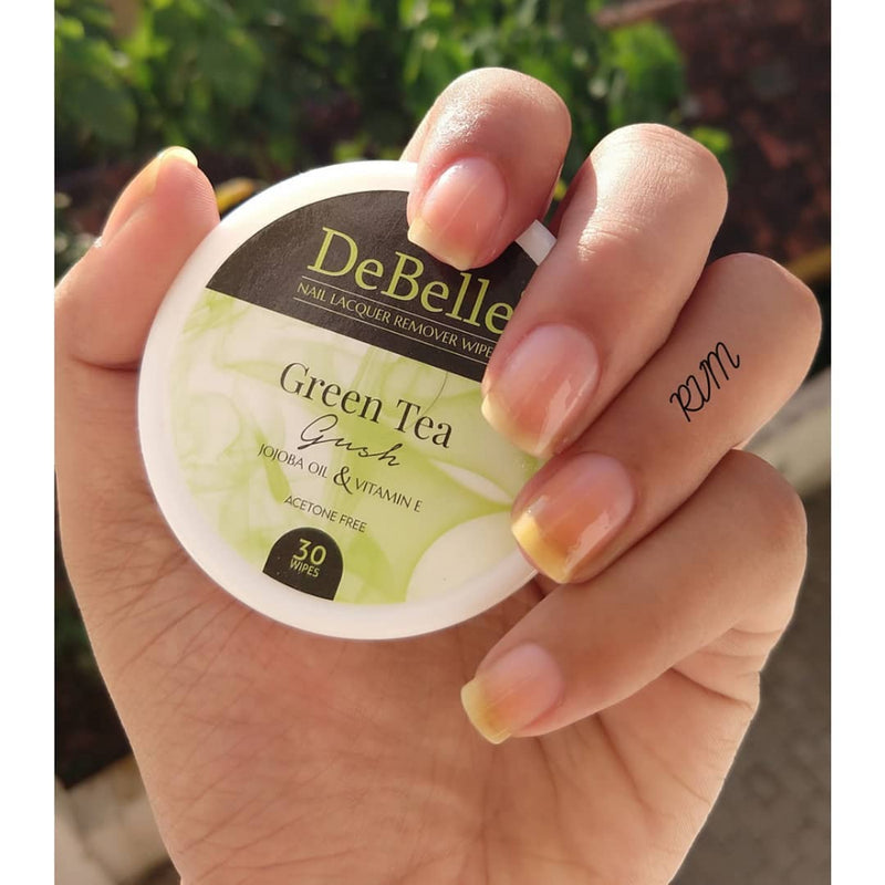  remover wipes that removes  tough or layered polish easily .Leaves nails clean and fresh

