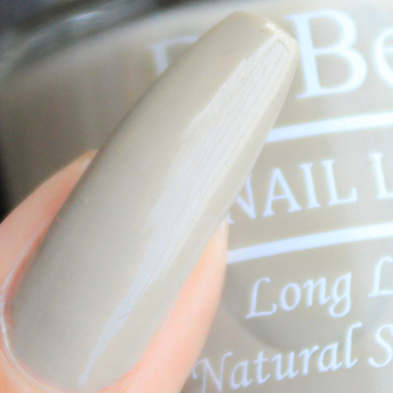 A pastel shade which is so esxclusive.- DeBelle gel nail color moonstone Bloom