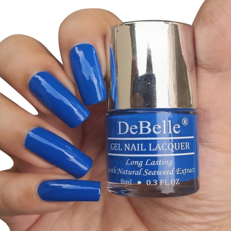 Welcome  christmas with your nails painted your favourite shade. Gift your friend these nail paints and see how they love them.