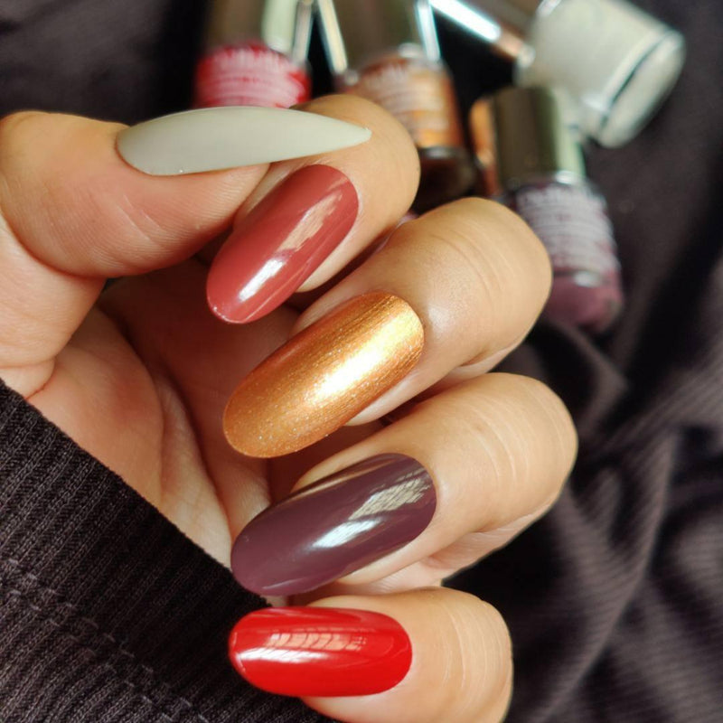 Gift your friend this Christmas with these nail polish, Buy at Debelle Cosmetix Online Store.
