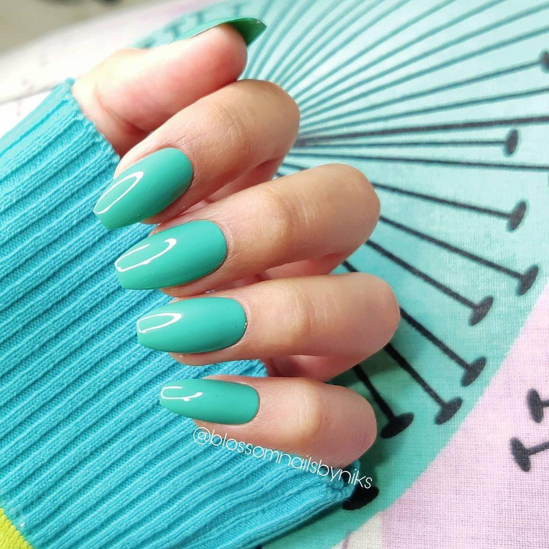 Cool look  with DeBelle gel nail color Frencg=h Hydrangea , the turquoise green shade. Available at DeBelle Cosmetix online store.